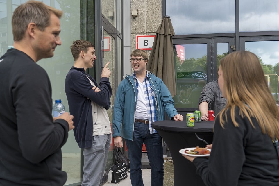 Co-Lance - Developers - Barbecue met collega's